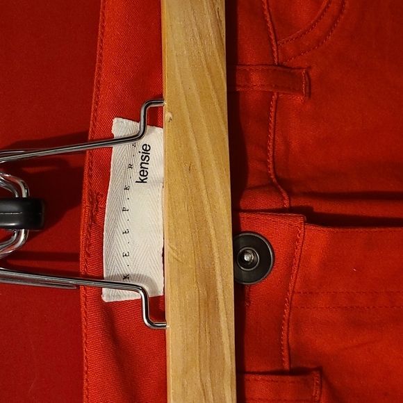 Kensie, Coral pants, 97% cotton, 3% spandex, preloved, good condition. - Picture 2 of 6